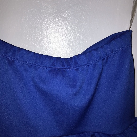 Dress - Picture 3 of 7